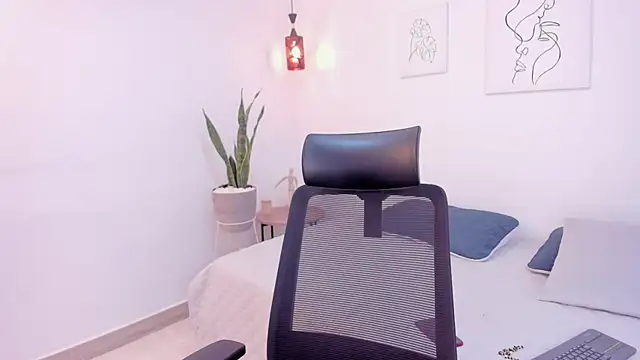 Snapshot of kylerose07 chatting on October 2025 02:15:01 AM kylerose07 online show from October 2025 02:15:01 AM