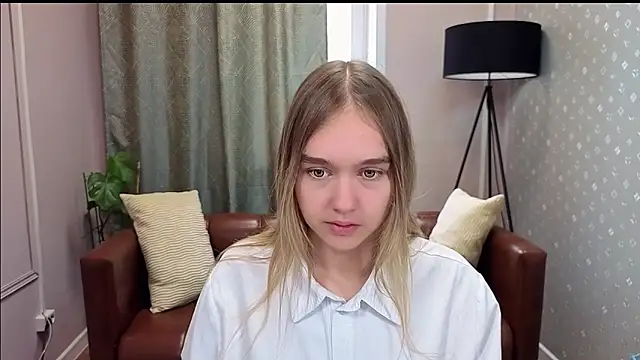 Vel1ka online show from October 2025 07:42:01 AM