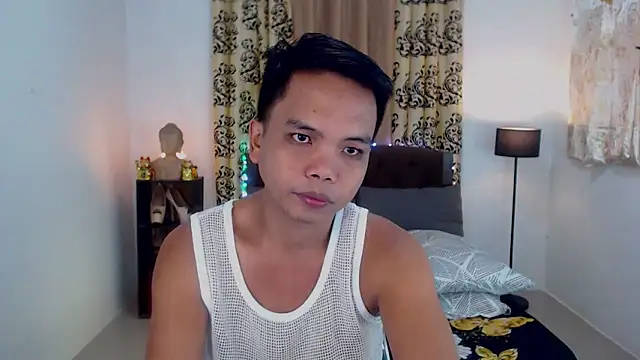 Snapshot of XExtraServiceManX chatting on September 2025 01:16:02 PM XExtraServiceManX online show from September 2025 01:16:02 PM