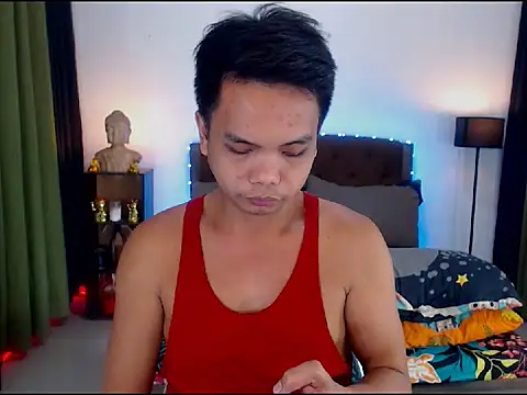 Snapshot of XExtraServiceManX chatting on October 2025 05:40:01 AM XExtraServiceManX online show from October 2025 05:40:01 AM