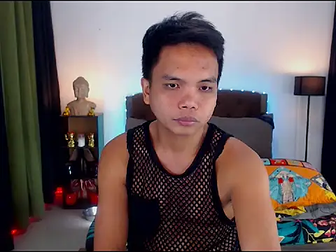 Snapshot of XExtraServiceManX chatting on October 2025 09:10:02 AM XExtraServiceManX online show from October 2025 09:10:02 AM