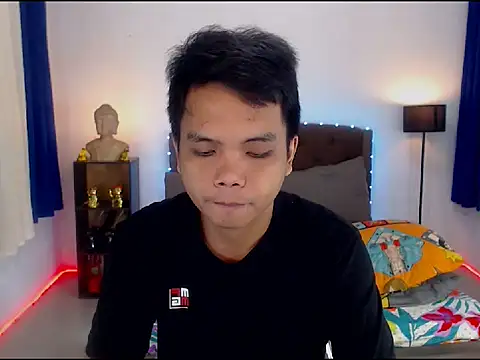 Snapshot of XExtraServiceManX chatting on October 2025 07:38:02 PM XExtraServiceManX online show from October 2025 07:38:02 PM