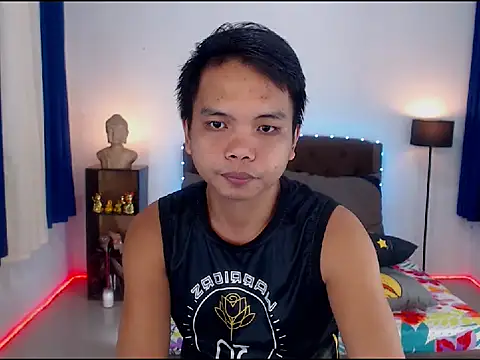 Snapshot of XExtraServiceManX chatting on November 2025 02:12:01 AM XExtraServiceManX online show from November 2025 02:12:01 AM