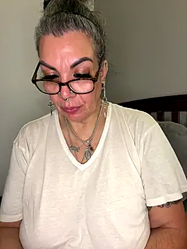 Snapshot of dieseldame1313 chatting on November 2025 01:50:02 AM dieseldame1313 online show from November 2025 01:50:02 AM