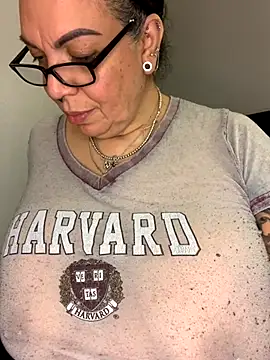 Snapshot of dieseldame1313 chatting on November 2025 05:39:02 AM dieseldame1313 online show from November 2025 05:39:02 AM