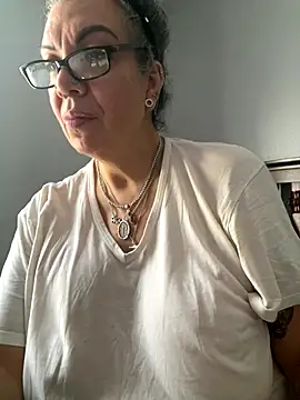 Snapshot of dieseldame1313 chatting on November 2025 01:39:02 PM dieseldame1313 online show from November 2025 01:39:02 PM