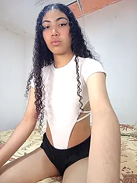 Snapshot of Morenpeka chatting on October 2025 09:44:01 PM Morenpeka online show from October 2025 09:44:01 PM