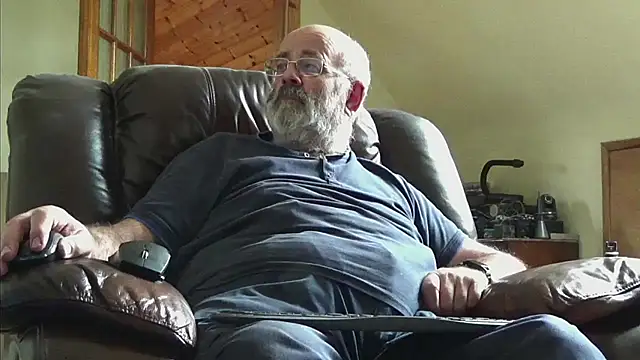 Snapshot of janzer13 chatting on September 2025 12:48:01 PM janzer13 online show from September 2025 12:48:01 PM