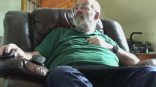 Snapshot of janzer13 chatting on September 2025 01:11:02 PM janzer13 online show from September 2025 01:11:02 PM