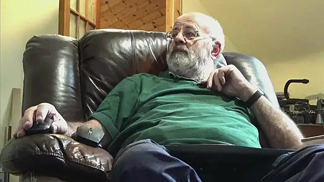 Snapshot of janzer13 chatting on September 2025 12:48:01 PM janzer13 online show from September 2025 12:48:01 PM