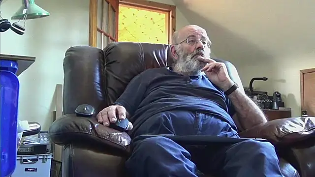 Snapshot of janzer13 chatting on September 2025 12:53:01 PM janzer13 online show from September 2025 12:53:01 PM