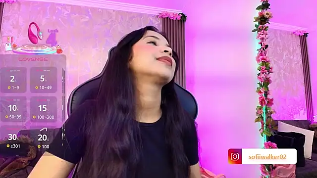 SophiaWalker 1 online show from October 2025 12:17:01 PM