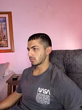 ArturoCardona  online show from October 2025 12:05:02 PM