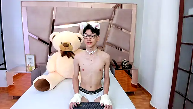 AustinFluf online show from September 2025 11:54:02 AM
