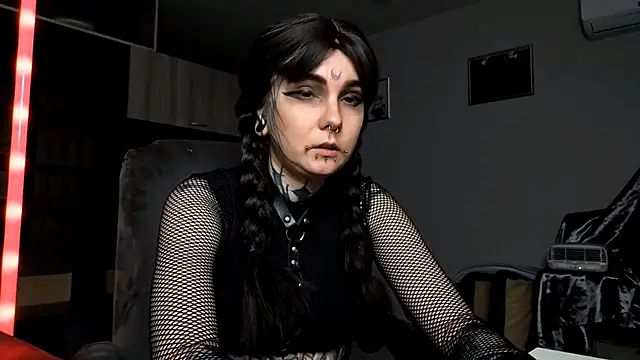 HighelikeGirl online show from October 2025 12:16:02 PM