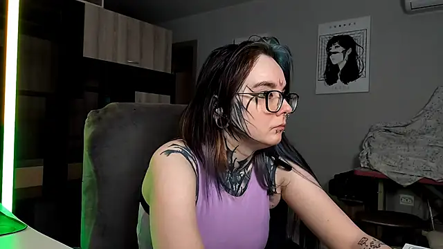 HighelikeGirl online show from November 2025 06:56:02 AM