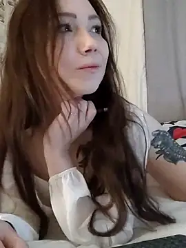 Snapshot of _San_Sara_ chatting on November 2025 05:28:02 AM San Sara online show from November 2025 05:28:02 AM