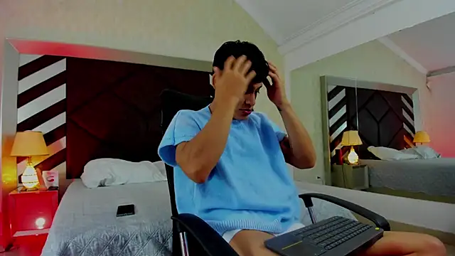AngeloRogerss online show from September 2025 02:55:01 PM
