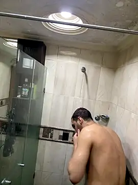 Snapshot of __Damian___ chatting on October 2025 09:24:01 PM Damian online show from October 2025 09:24:01 PM