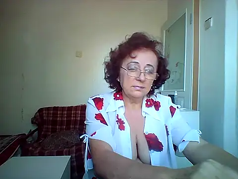 Snapshot of Julia54391 chatting on September 2025 09:12:01 AM Julia54391 online show from September 2025 09:12:01 AM