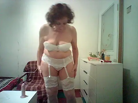 Snapshot of Julia54391 chatting on September 2025 08:36:01 PM Julia54391 online show from September 2025 08:36:01 PM