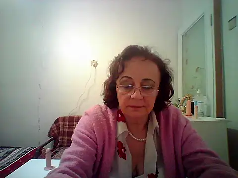 Snapshot of Julia54391 chatting on October 2025 08:31:02 PM Julia54391 online show from October 2025 08:31:02 PM