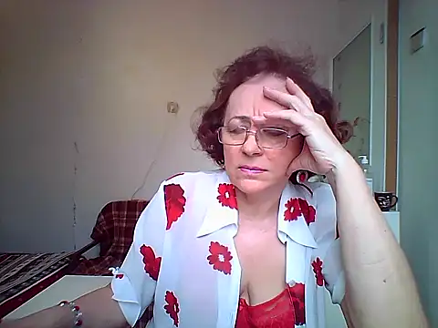 Snapshot of Julia54391 chatting on November 2025 08:24:01 AM Julia54391 online show from November 2025 08:24:01 AM