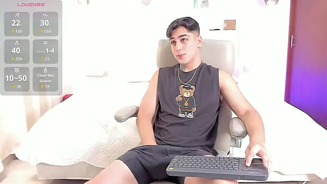 Snapshot of Thiago_winteer chatting on October 2025 05:46:01 AM Thiago winteer online show from October 2025 05:46:01 AM