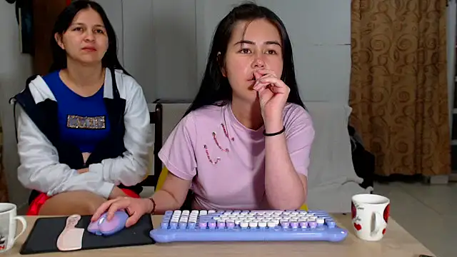 Sofii Kissx69 online show from October 2025 03:06:02 AM