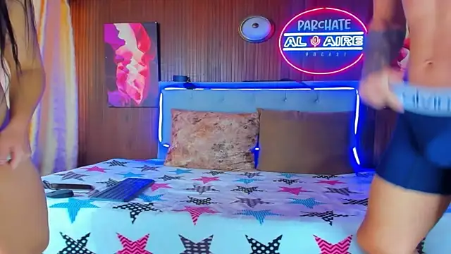 dereck and julie online show from September 2025 08:14:01 PM