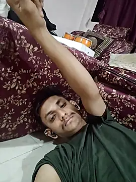 yung cplz online show from October 2025 04:15:02 PM