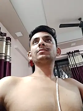 yung cplz online show from October 2025 12:27:01 PM