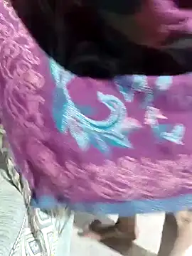 Snapshot of POOJACOUPLE chatting on November 2025 08:26:02 AM POOJACOUPLE online show from November 2025 08:26:02 AM