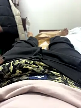 bigbulllaksh online show from October 2025 04:31:02 PM