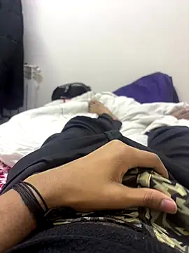 bigbulllaksh online show from November 2025 06:24:02 PM