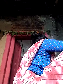 Snapshot of Sanjna_cuty chatting on October 2025 03:03:02 AM Sanjna cuty online show from October 2025 03:03:02 AM