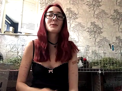 Snapshot of ivysplayhouse chatting on September 2025 11:10:01 AM ivysplayhouse online show from September 2025 11:10:01 AM