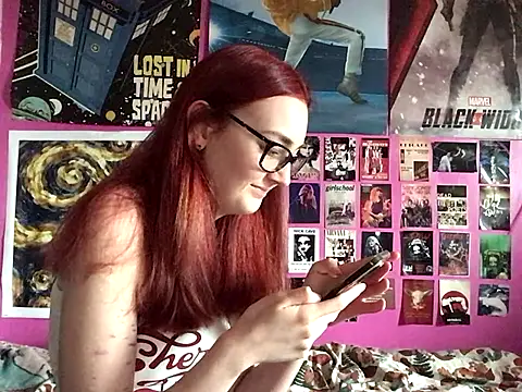 Snapshot of ivysplayhouse chatting on September 2025 11:09:01 AM ivysplayhouse online show from September 2025 11:09:01 AM