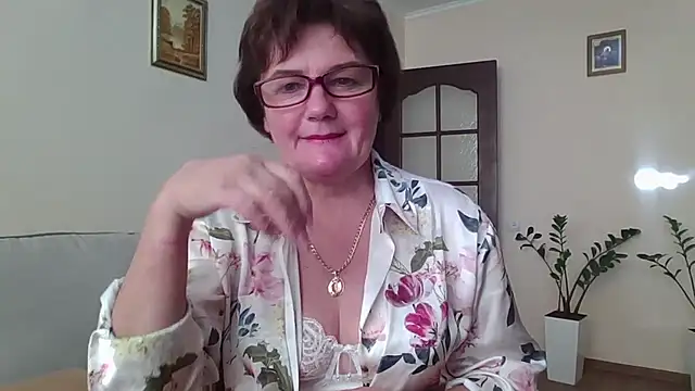 Galina56301 online show from September 2025 03:05:01 PM