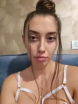 Virgin Pussy Horny online show from October 2025 04:30:02 PM