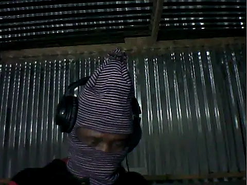 Snapshot of bobothehobo chatting on September 2025 10:20:01 PM bobothehobo online show from September 2025 10:20:01 PM