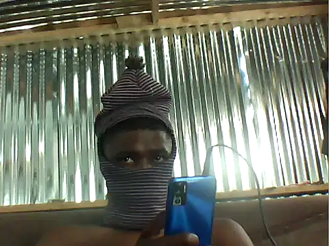 Snapshot of bobothehobo chatting on September 2025 12:18:02 PM bobothehobo online show from September 2025 12:18:02 PM
