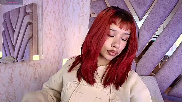 Snapshot of redd_pandaa chatting on December 2025 04:40:02 AM redd pandaa online show from December 2025 04:40:02 AM