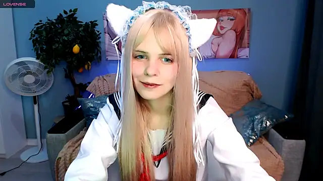 Snapshot of Enrujuvu_Vanpaia chatting on October 2025 09:01:01 PM Enrujuvu Vanpaia online show from October 2025 09:01:01 PM