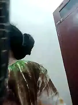 Snapshot of Cute-Janvi20 chatting on October 2025 05:55:02 PM Cute-Janvi20 online show from October 2025 05:55:02 PM