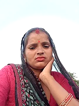 Neelamt12 online show from September 2025 12:37:02 PM