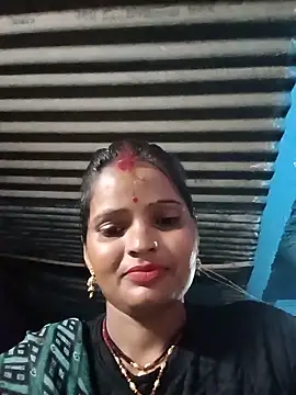 Neelamt12 online show from October 2025 12:31:01 PM