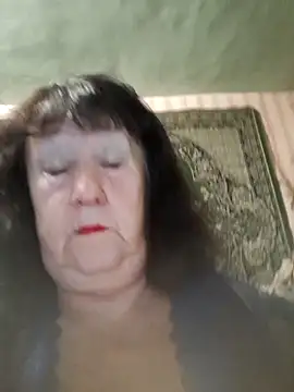 CrystalLime6411 online show from October 2025 05:00:02 AM