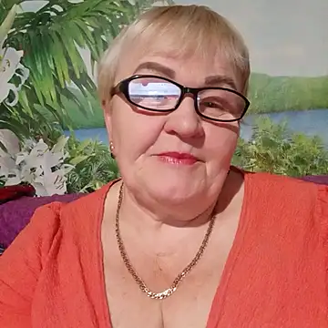 VioletSweet5566 online show from October 2025 05:34:02 PM