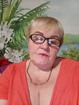 VioletSweet5566 online show from November 2025 08:00:01 PM